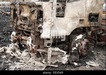 HGV Lorry burnt out fire shell wreckage burned shell Stock Photo - Alamy