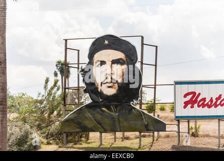 Typical large roadside billboard image of the famous national revolutionary hero and patriot Che Guevara, in Camaguey, Cuba's third largest city Stock Photo