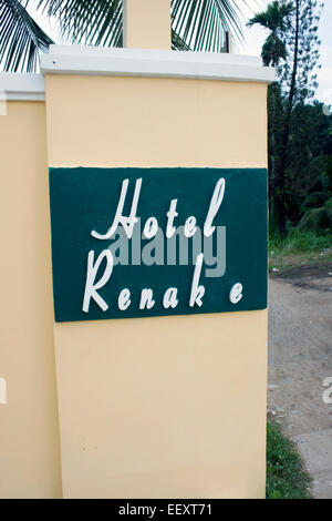 A sign marks the entrance of the now closed Renakse Hotel in Phnom Penh, Cambodia. Stock Photo