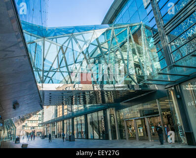 BATHOUSE LANE, HIGHCROSS SHOPPING CENTRE, LEICESTER, ENGLAND - JANUARY - 2015: View looking north. Stock Photo