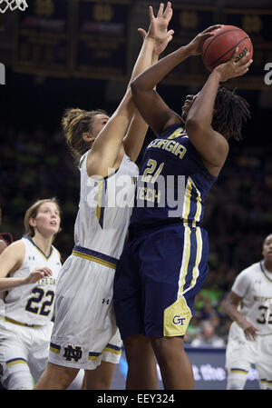 South Bend, Indiana, USA. 22nd Jan, 2015. Georgia Tech forward Zaire O'Neil (21) goes up for a shot as Notre Dame forward Kathryn Westbeld (33) defends during NCAA Basketball game action between the Notre Dame Fighting Irish and the Georgia Tech Yellow Jackets at Purcell Pavilion at the Joyce Center in South Bend, Indiana. Notre Dame defeated Georgia Tech 89-76. © csm/Alamy Live News Stock Photo