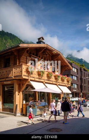 Pretty Patisserie shop in Chamonix, French Alps, France, Europe Stock Photo
