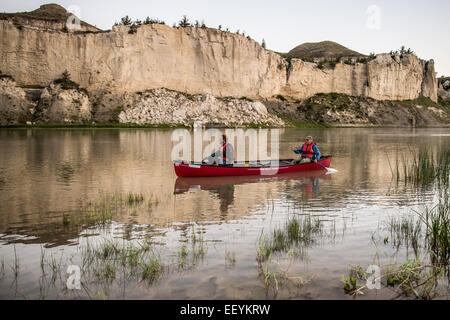 The Upper Missouri River in Montana is one of the premier canoe trips in the Unites States. It is part of the National Wild and Scenic River System, and runs for 149 miles through a spectacular canyon incised into the prairie country of central Montana. (Photo by Ami Vitale) Stock Photo
