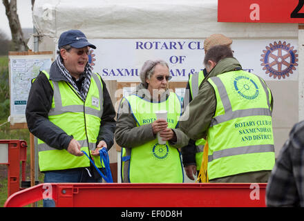 Saxmundham Rotary Club volunteers marshaling at the end of a cross country race Stock Photo