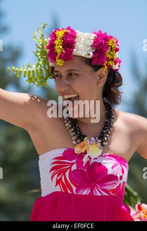 French Polynesia, Austral Islands, Tupua'i Islands, Island of Rurutu. Traditional welcome folkloric performance. Stock Photo