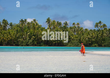 Cook Islands, Aitutaki (aka Araura). One Foot Island, a small 'motu' or islet in the south-east area of the lagoon. Stock Photo