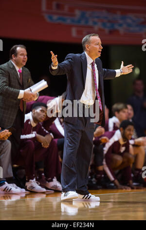 Texas A&M head coach Billy Kennedy calls out to his team during the ...