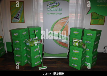 Swiffer's Spotlight Cleaning Conversations - Arrivals  Where: New York City, New York, United States When: 23 Jul 2014 Stock Photo