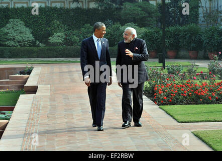 New Delhi. 26th Jan, 2015. U.S. President Barack Obama (L) walks with Indian Prime Minister Narendra Modi in the gardens of the Hyderabad House in New Delhi, India, Jan. 25, 2015. U.S. President Barack Obama on Sunday arrived in India for a three-day visit of this country. Credit:  Xinhua/Alamy Live News