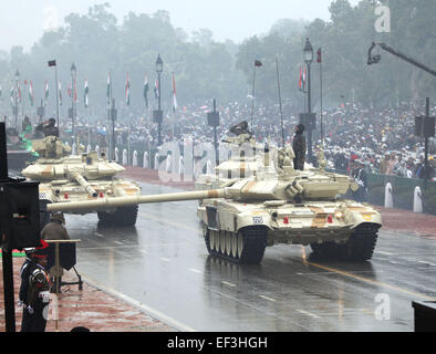 New Delhi, India. 26th Jan, 2015. Army tanks move on the historic Rajpath during the 66th Republic Day parade in New Delhi, India, Jan. 26, 2015. Republic Day marks the anniversary of India's democratic constitution taking force in 1950. © Partha Sarkar/Xinhua/Alamy Live News