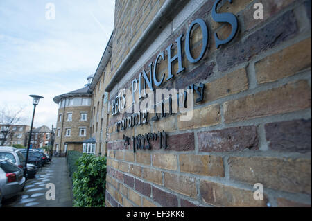 London, UK. 26th January, 2015. The Beis Pinchos building, an Orthodox Jewish care home in Stamford Hill Credit:  Piero Cruciatti/Alamy Live News Stock Photo