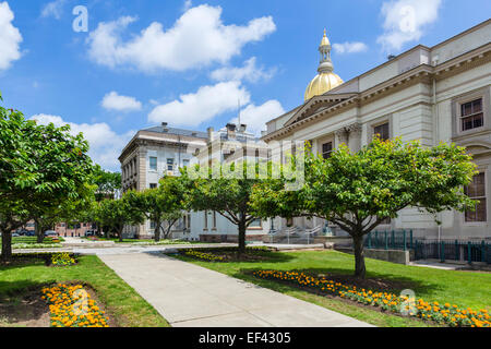 Grounds at the side of the New Jersey State House, Trenton, New Jersey, USA Stock Photo