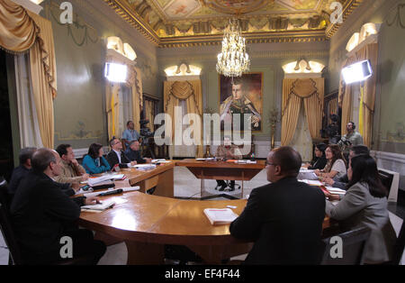 Caracas, Venezuela. 26th Jan, 2015. Image provided by Venezuela's Presidency shows Venezuelan President Nicolas Maduro (C) taking part in the Council of Vice presidents in Miraflores Palace, in Caracas, Venezuela, on Jan. 26, 2015. Credit:  Venezuela's Presidency/Xinhua/Alamy Live News Stock Photo