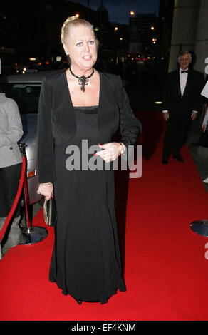 Kim Woodburn is an English television presenter and expert cleaner who is best known for co-presenting the British television programme How Clean Is Your House? and from 2007 - 2009, starred in the Canadian series Kim's Rude Awakenings - SEEN HERE IN BELFAST IN 2010 AT THE FATE AWARDS Stock Photo