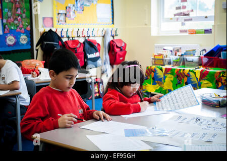 Children studying in London Primary School class, uk Stock Photo