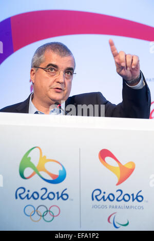 Rio De Janeiro, Brazil. 29th Jan, 2015. Mario Andrada, director for communications of the Organizing Committee of Rio 2016 Olympic and Paralympic Games, presides over a press conference providing the preliminary information on Olympic torch relay in Rio de Janeiro, Brazil, Jan. 29, 2015. The relay is scheduled to be conducted in 250 cities, including Brasilia, the capital of Brazil, and all of the capital cities of the Brazilian states. The relay will last between 90 to 100 days, with a total of 10,000 bearers involved. © Xu Zijian/Xinhua/Alamy Live News Stock Photo