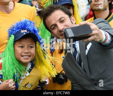 Sydney, Australia. 31st Jan, 2015. Former Italian soccer player Alessandro Del Piero (R) poses with supporters before the final match between South Korea and Australia at the 2015 AFC Asian Cup in Sydney, Australia, Jan. 31, 2015. Credit:  Guo Yong/Xinhua/Alamy Live News Stock Photo