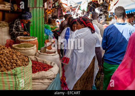 Local Women Shopping In The Merkato, Addis Ababa, Ethiopia Stock Photo