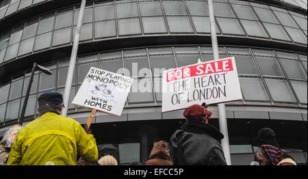 London, UK. 31st Jan, 2015. Thousands march on City Hall, Mayor of London Boris Johnson’s office, to demand action to tackle London’s housing crisis. Private rents have increased by 13% per year since 2010 while both council housing and housing benefits have become increasingly scarce. Credit:  Rob Pinney/Alamy Live News
