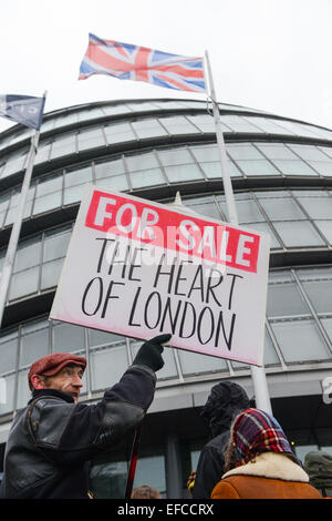 City Hall, London, UK. 31st January 2015. A protest 'March for Homes' makes its way through London to assemble outside City Hall, demanding affordable housing for Londoners. Stock Photo
