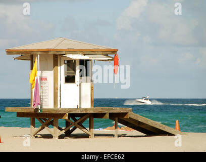Florida beach scenery with lifeguard tower and ocean Stock Photo