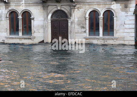 Venice, Italy. 31st January, 2015. Italy Weather: houses on the Grand canal at high tide. Credit:  FC Italy/Alamy Live News Stock Photo