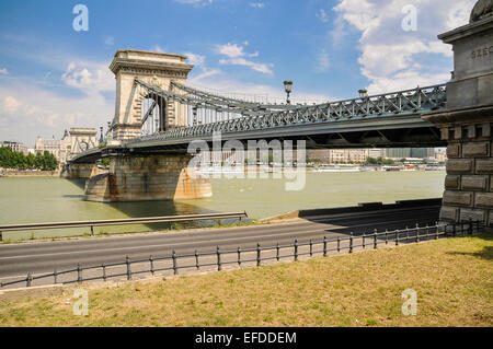 Széchenyi Chain Bridge suspension bridge spanning the River Danube between Buda and Pest, Budapest Stock Photo