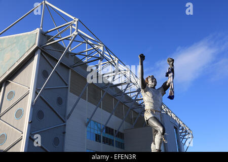 Statue of Leeds United legend Billy Brenmer outside their Elland Road football ground, in Leeds West Yorkshire, England Stock Photo