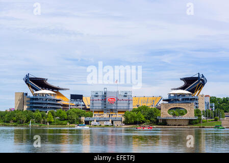 Heinz Field Stadium viewed across the Allegheny River from Point State Park, Pittsburgh, Pennsylvania, USA Stock Photo