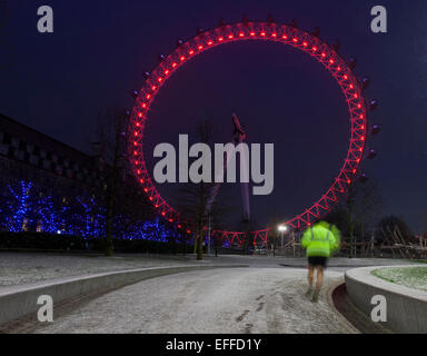 Jubilee Gardens, South Bank, London, UK. 03rd Feb, 2015.  Dawn on 3rd of feb saw a dusting of overnight snow in central London. Credit:  Allan Staley/Alamy Live News Stock Photo