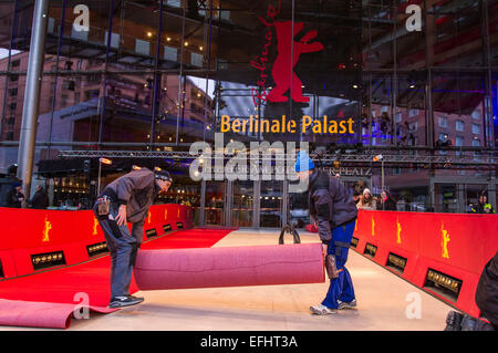 Berlin, Germany. 4th Feb, 2015. The Red Carpet at the 65th Berlin International Film Festival/Berlinale 2015 on February 4, 2015 in Berlin, Germany./picture alliance © dpa/Alamy Live News Stock Photo