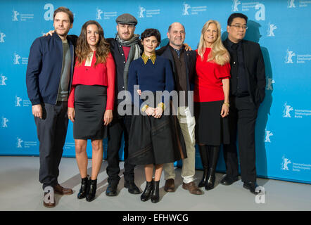 German actor Daniel Bruehl (l-r), writer and producer Claudia Llosa, US-American director, writer and producer and Berlin Film Festival jury president Darren Aronofsky, french actress Audrey Tautou, US-American director writer and producer Matthew Weiner, US-American producer Martha De Laurentiis, South Korean director and writer Bong Joon-ho on 5 February 2015 in Berlin during the 65th Berlin Film Festival at a photo call for the international jury before the opening of the festival. The Berlin Film Festival runs from 5-15 February 2015. PHOTO: TIM BRAKEMEIER/dpa Stock Photo