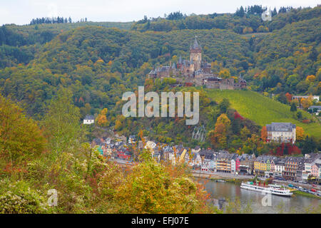 View of Reichsburg castle, Cochem castle, built about 1100 under Pfalzgraf Ezzo and Cochem, Mosel, Rhineland-Palatinate, Germany Stock Photo