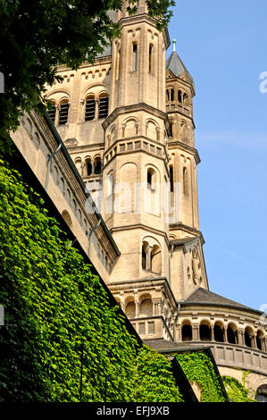 Cologne / Koln, Nordrhein-Westfalen, Germany. Gross Sankt Martin / Great St Martin Church Stock Photo