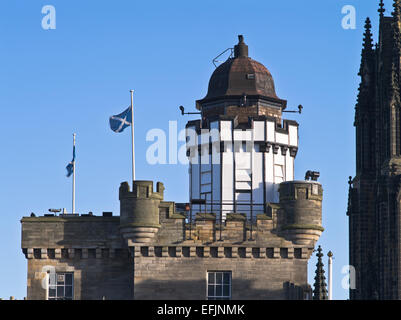 dh Camera Obscura OLD TOWN EDINBURGH Camera obscura tower tourist attraction Stock Photo