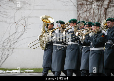 Berlin, Germany. 06th Feb, 2015. Angela Merkel, German chancellor, welcomes Iraqi Prime Minister Haider al-Abadi, with military honors at the German chancellery on February 06, 2015 in Berlin, Germany./Picture: German soldiers befor the reception. Credit:  Reynaldo Chaib Paganelli/Alamy Live News Stock Photo