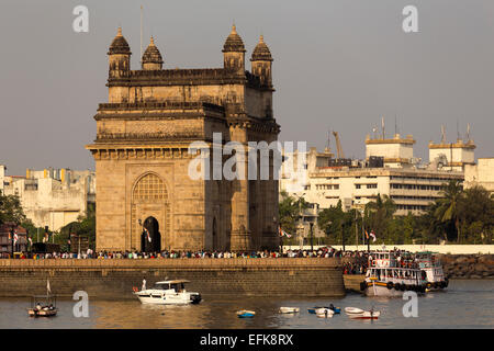 India, Maharashtra, Mumbai, Gateway of India and harbour Stock Photo