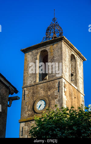 campanile et clocher de l'eglise de Gareoult Provence Alpes Cote-D-azur 83 Var  France Stock Photo