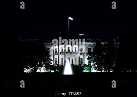 The White House at Night, 1600 Pennsylvania Avenue, Washington D.C., USA Stock Photo