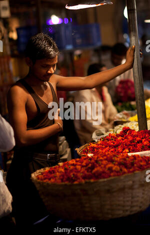 Dadar Flower market in Mumbai, India Stock Photo