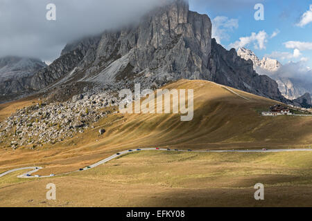 Pass road at Passo di Giau, Dolomites, Italian Alps Stock Photo