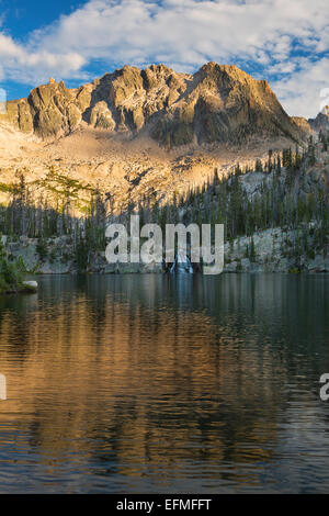 Middle Cramer Lake, Sawtooth Mountains, Sawtooth Wilderness / Sawtooth ...