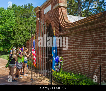 Tourists taking photographs of the tomb of George Washington and his wife Martha, Mount Vernon estate, Virginia, USA Stock Photo