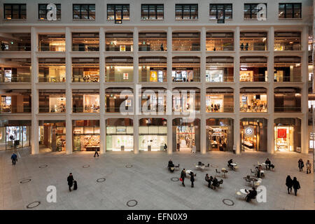 Japan Post (JP) Tower shopping mall in Maranouchi, Tokyo, Japan Stock Photo