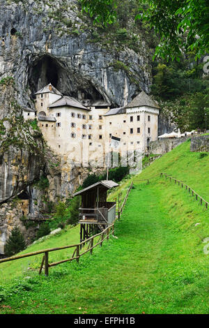 Predjama Castle (Predjamski grad), Predjama, Slovenia, Europe Stock Photo