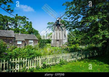 Windmill and the Home Sweet Home house in East Hampton, The Hamptons, Long Island, New York State, United States of America Stock Photo