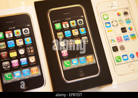 Iphone packaging of various models Stock Photo