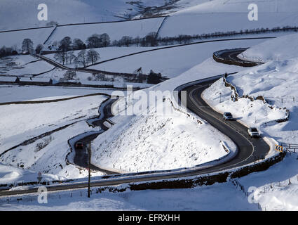 The A537 'Cat and Fiddle' road between Macclesfield and Buxton in winter,  dubbed one of Britain's most dangerous roads Stock Photo