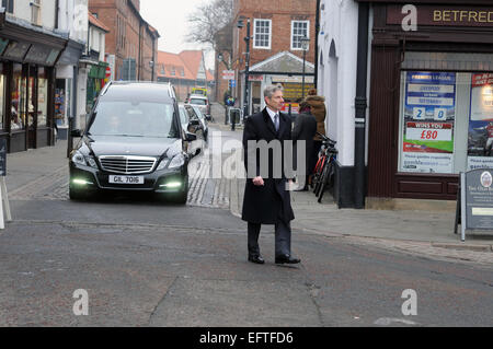 Newark-On-Trent, Nottinghamshire, UK.10th February, 2015. Mr Lewis Renshaw, who served with the Royal Artillery in the second world war, died after battling injuries sustained in a car crash.  Mr Renshaw, of Newark, was an anti-aircraft gunner during the Battle of Britain.  He went on to serve in the aborted Norway campaign and escaped in a rowing boat.  Mr Renshaw was in the first Battle of El Alamein in North Africa and was blown up at the Battle of Monte Cassino, Italy. Credit:  IFIMAGE/Alamy Live News Stock Photo