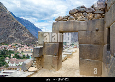 Stone Inca doorway in the ruins of Ollantaytambo, Peru Stock Photo